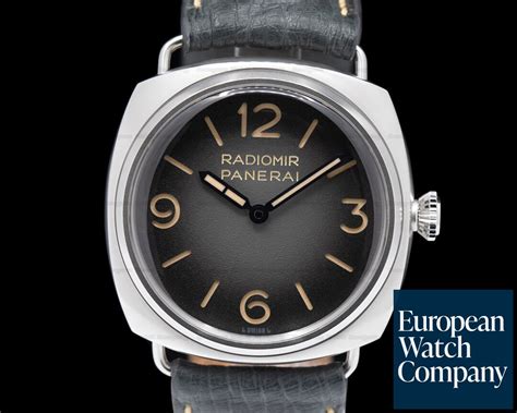 Panerai Radiomir Tre Giorni SS 45MM .